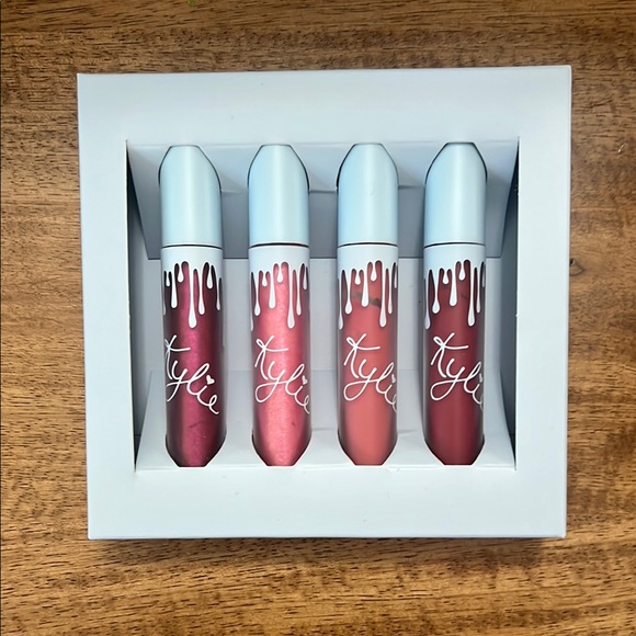 Kylie Jenner Lip Collection Set - Picture 3 of 3